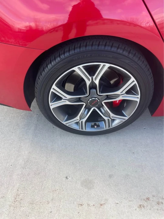 2019 Kia Stinger - Image 8 of 13