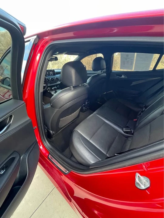 2019 Kia Stinger - Image 6 of 13