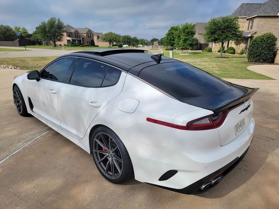 2019 Kia Stinger - Image 7 of 20