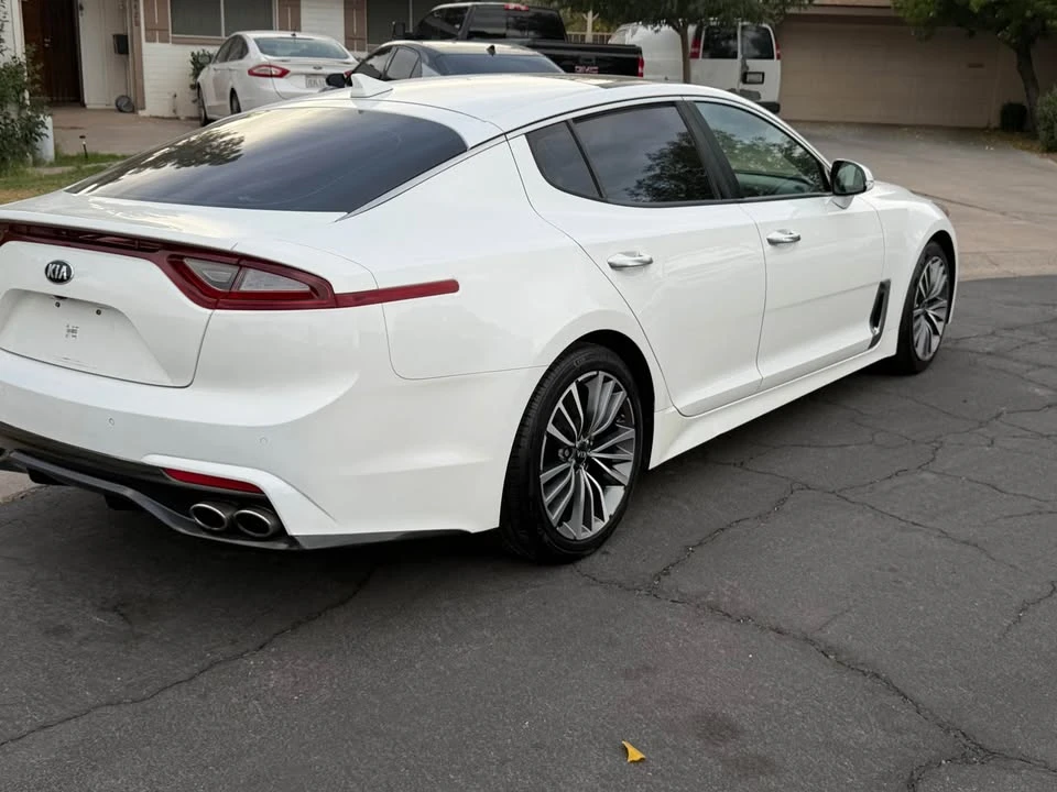 2019 Kia Stinger - Image 4 of 7