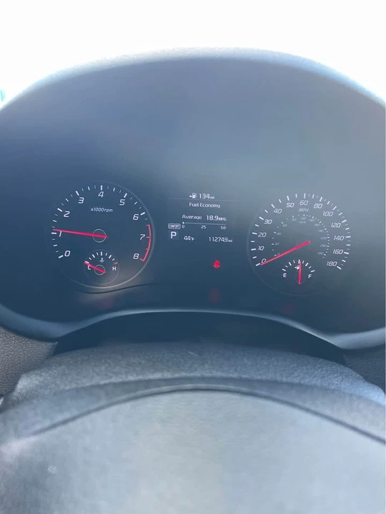2019 Kia Stinger - Image 11 of 13