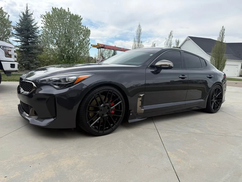 2019 Kia Stinger - Image 6 of 15