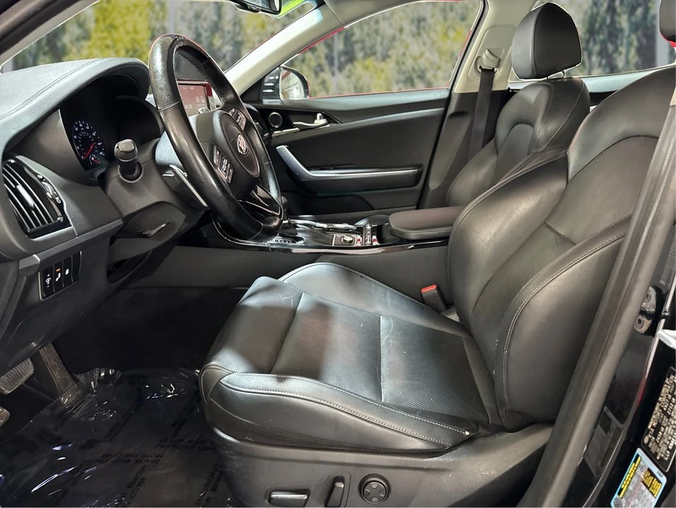 2019 Kia Stinger - Image 10 of 21