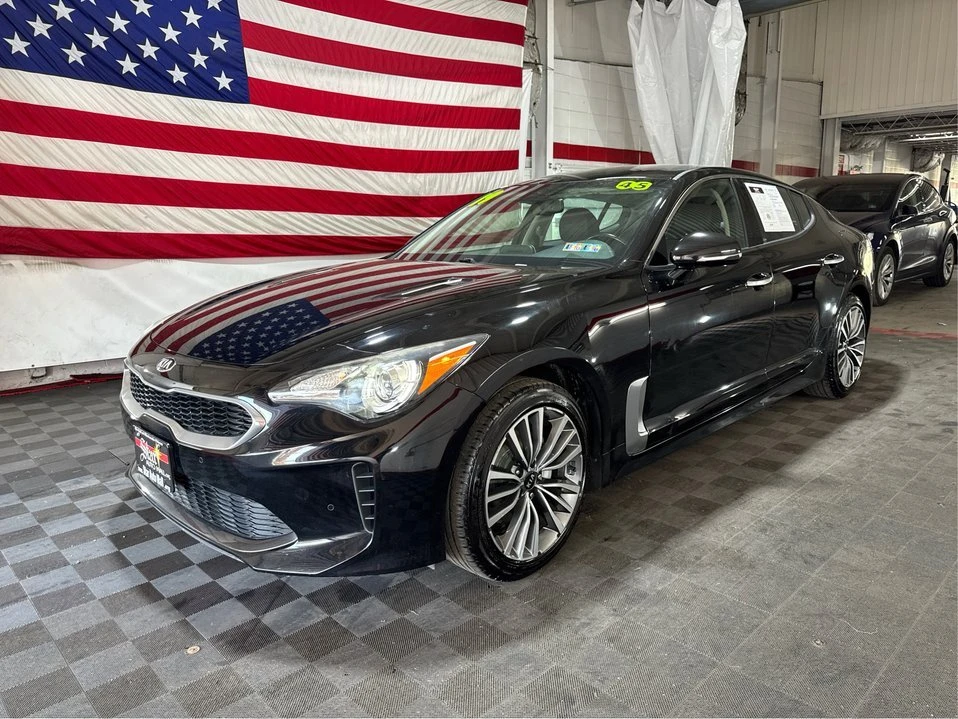 2019 Kia Stinger - Image 2 of 21