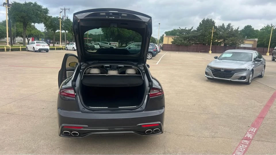 2019 Kia Stinger - Image 15 of 15