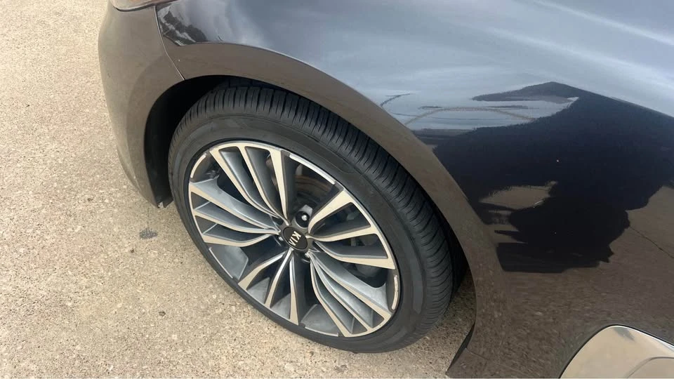 2019 Kia Stinger - Image 6 of 15