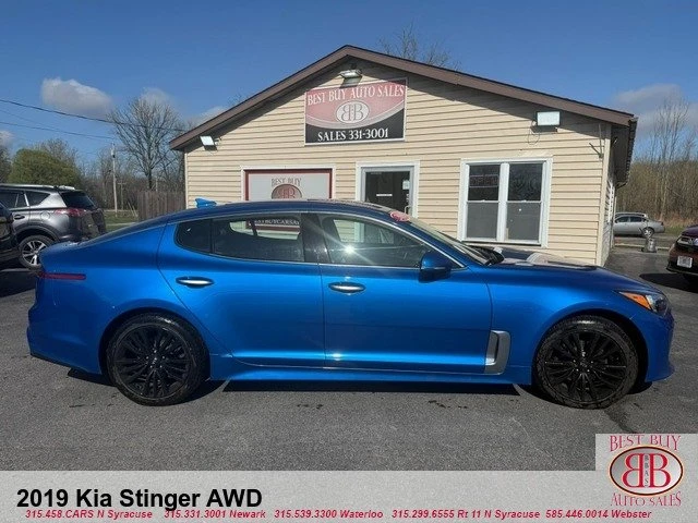 2019 Kia Stinger - Image 2 of 17