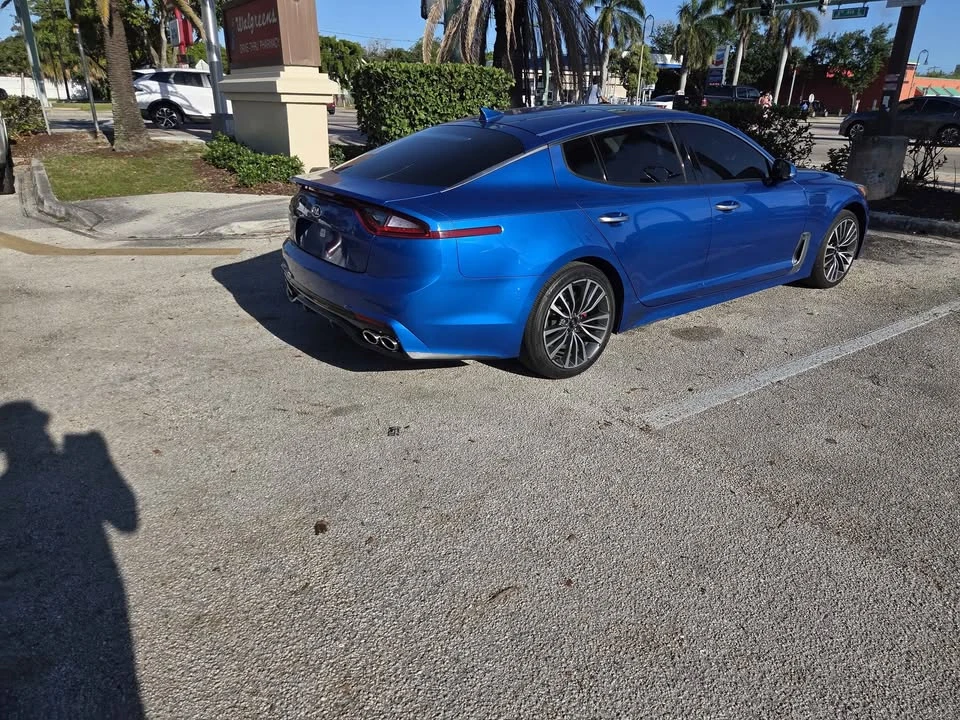 2019 Kia Stinger - Image 4 of 9
