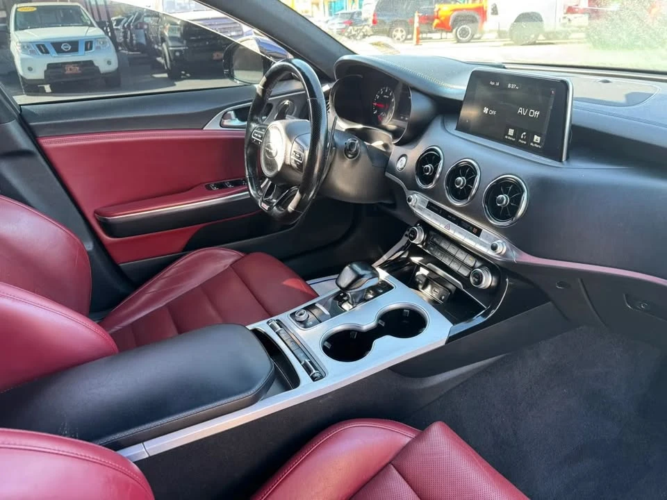 2019 Kia Stinger - Image 11 of 11