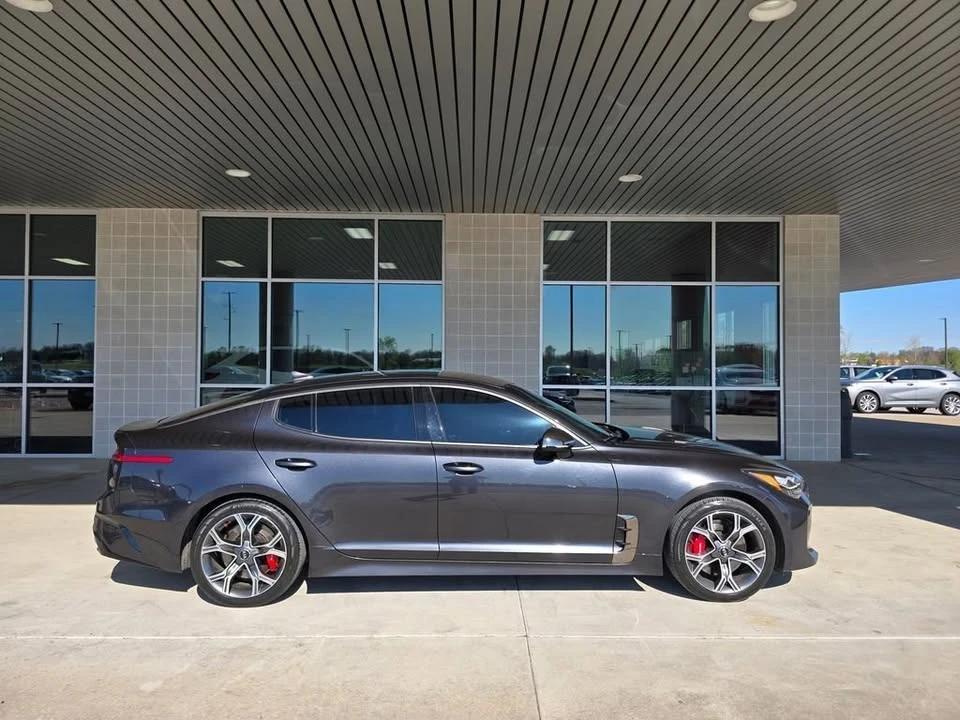 2019 Kia Stinger - Image 4 of 16