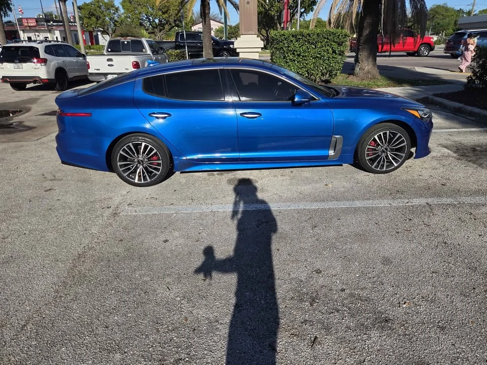 2019 Kia Stinger - Image 3 of 9