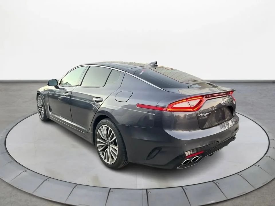 2019 Kia Stinger - Image 7 of 20
