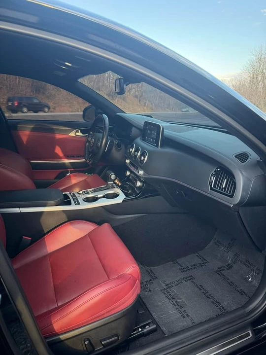 2019 Kia Stinger GT - Image 13 of 13