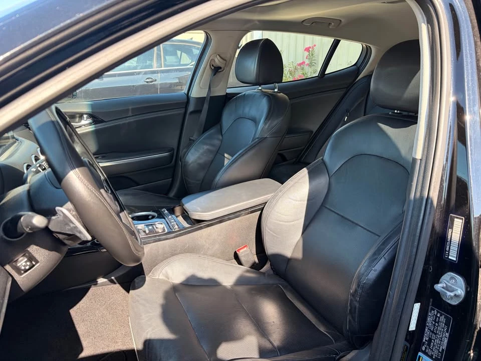 2019 Kia Stinger - Image 10 of 18
