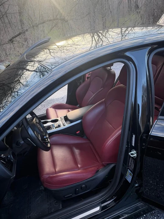 2019 Kia Stinger GT - Image 11 of 13