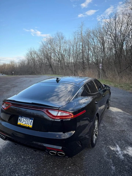 2019 Kia Stinger GT - Image 8 of 13