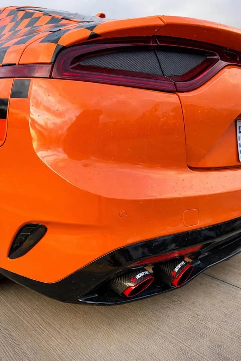 2019 Kia Stinger - Image 9 of 12
