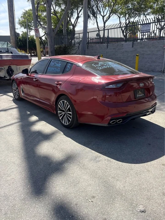 2019 Kia Stinger - Image 4 of 5