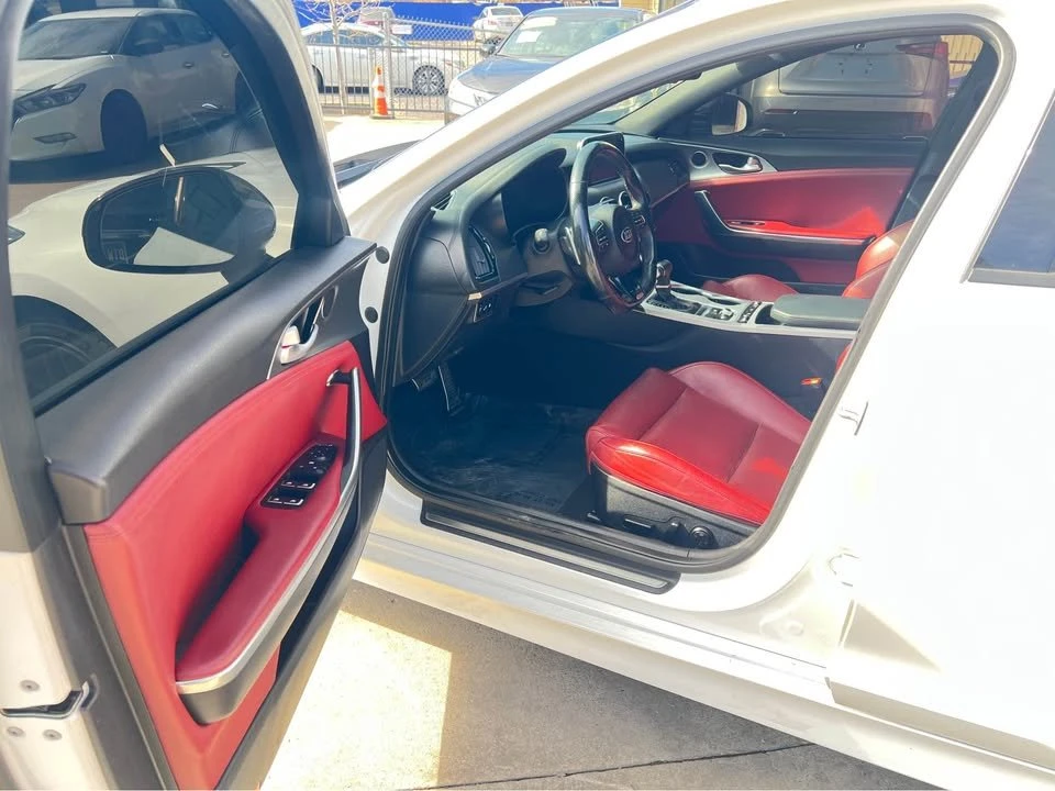 2019 Kia Stinger - Image 12 of 14