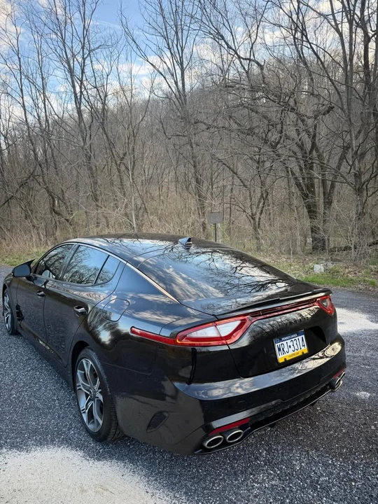 2019 Kia Stinger GT - Image 9 of 13