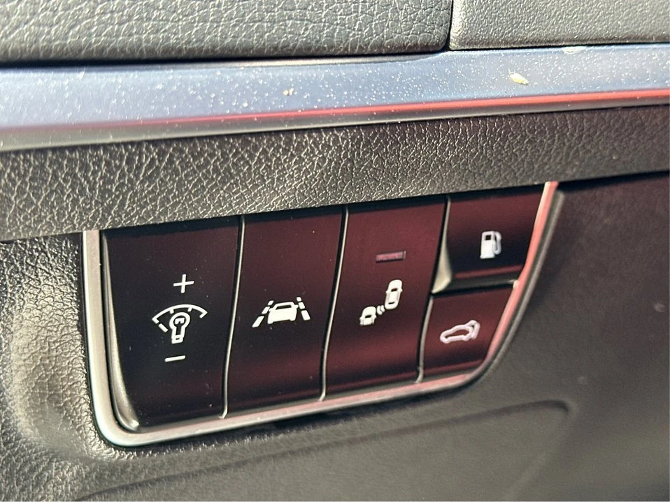 2019 Kia Stinger - Image 18 of 20