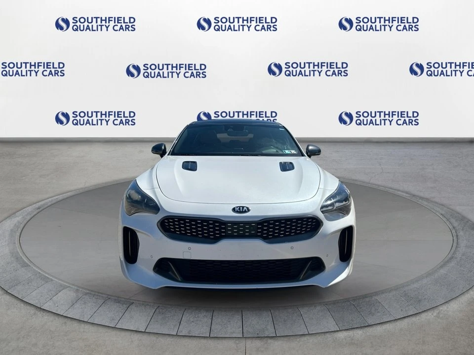 2019 Kia Stinger - Image 8 of 20