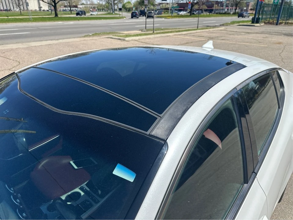 2019 Kia Stinger - Image 11 of 20