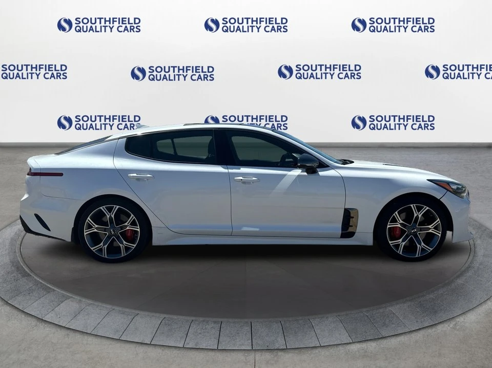 2019 Kia Stinger - Image 7 of 20
