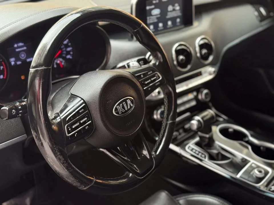 2019 Kia Stinger - Image 6 of 6