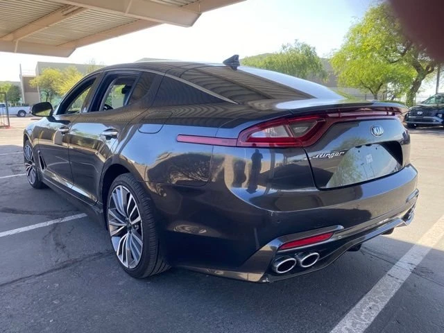 2019 Kia Stinger - Image 2 of 6