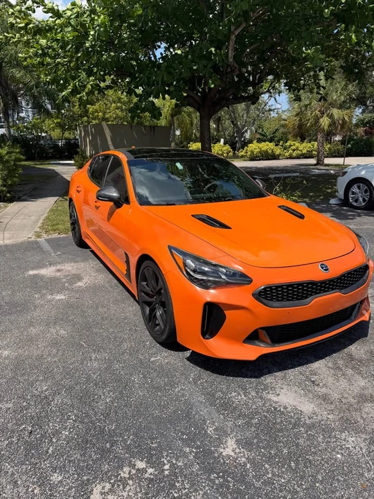 2019 Kia Stinger - Image 2 of 11