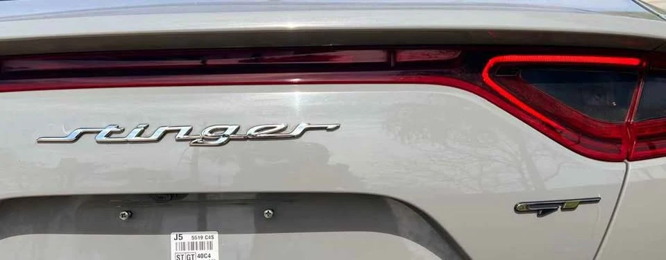 2019 Kia Stinger - Image 9 of 20