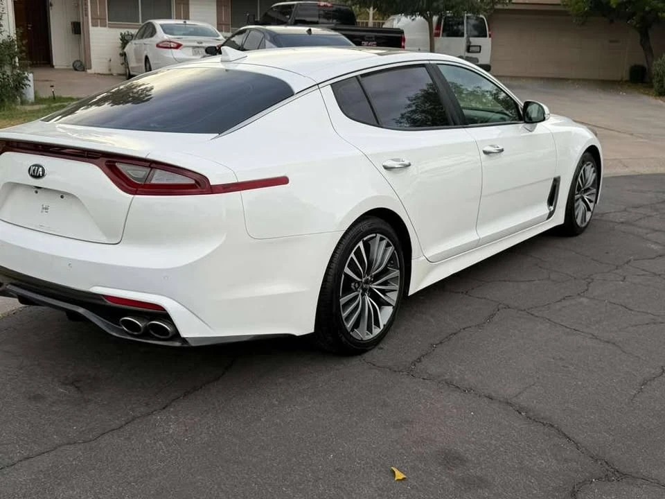 2019 Kia Stinger - Image 3 of 8