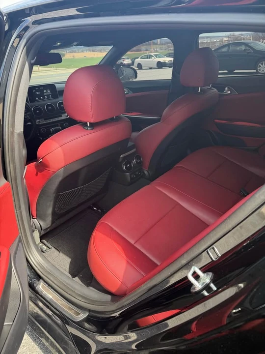 2019 Kia Stinger - Image 5 of 20