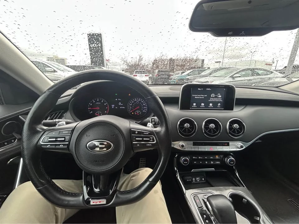 2019 Kia Stinger - Image 5 of 12