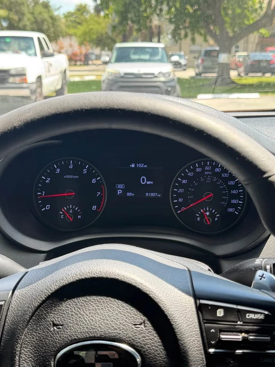 2019 Kia Stinger - Image 11 of 11