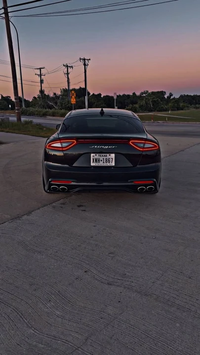2019 Kia Stinger - Image 5 of 15