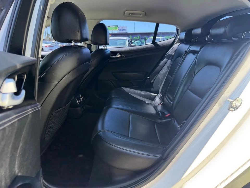 2019 Kia Stinger - Image 5 of 6
