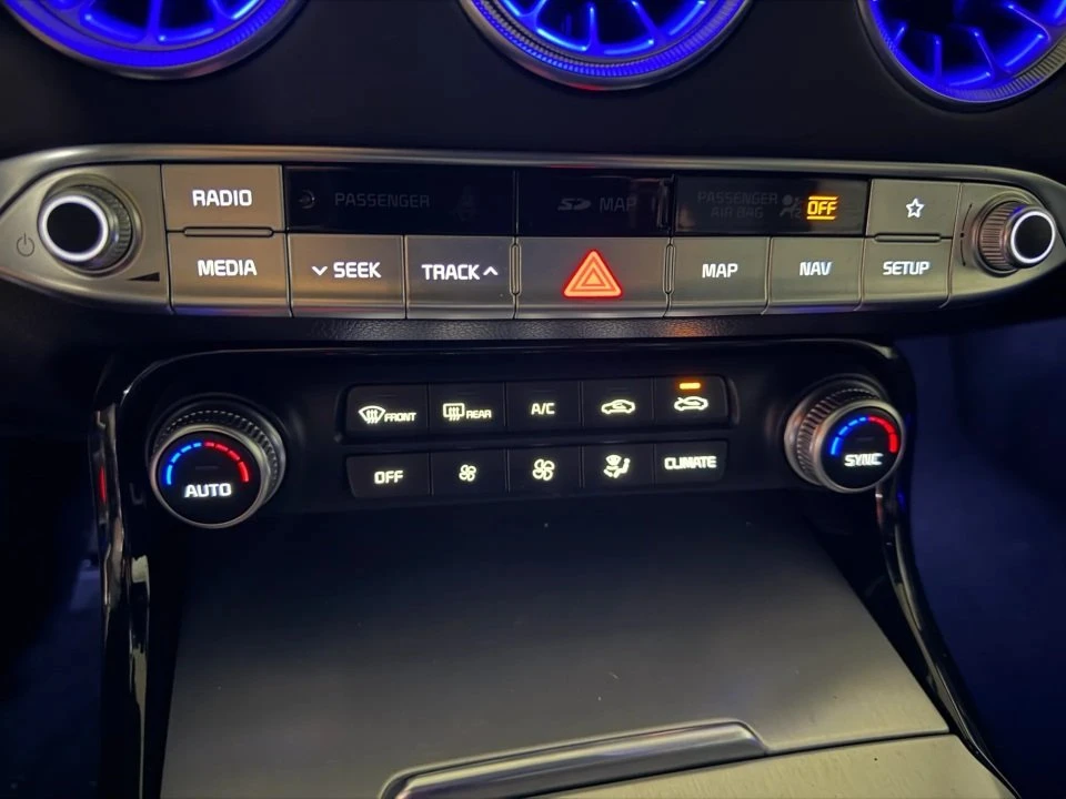 2019 Kia Stinger - Image 14 of 19