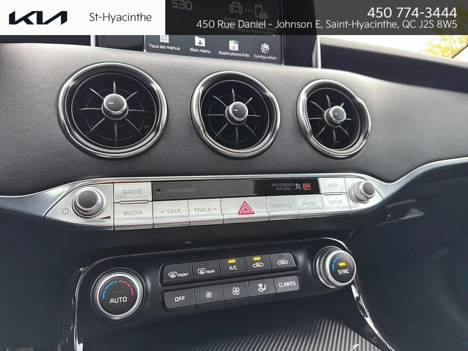 2019 Kia Stinger - Image 14 of 20