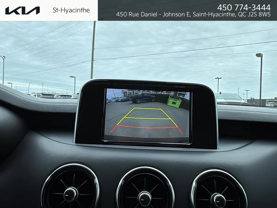 2019 Kia Stinger - Image 13 of 20