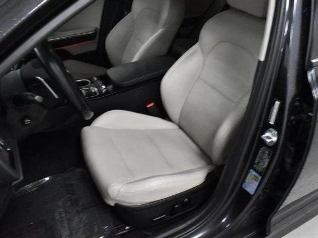 2019 Kia Stinger - Image 4 of 6