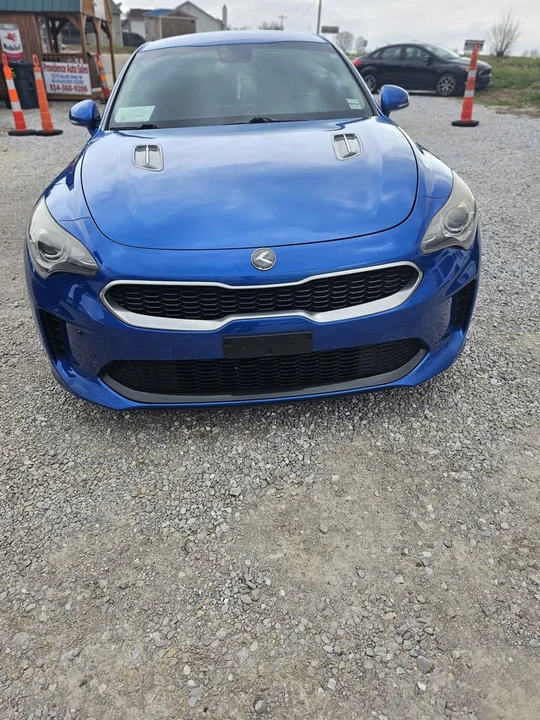 2019 Kia Stinger - Image 2 of 5