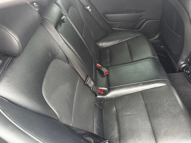 2019 Kia Stinger - Image 16 of 18