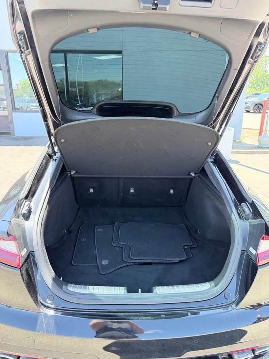 2019 Kia Stinger - Image 5 of 9