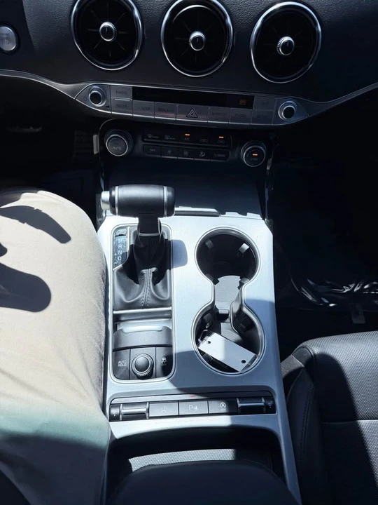 2019 Kia Stinger - Image 9 of 9