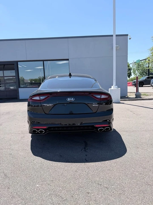 2019 Kia Stinger - Image 4 of 9