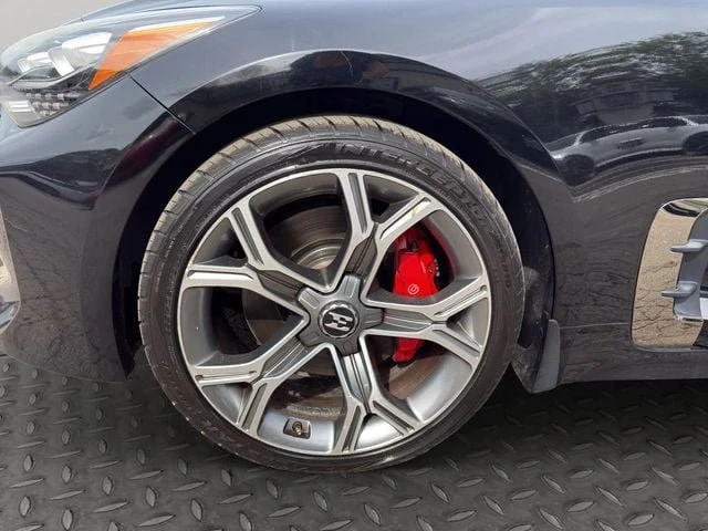 2019 Kia Stinger - Image 20 of 20