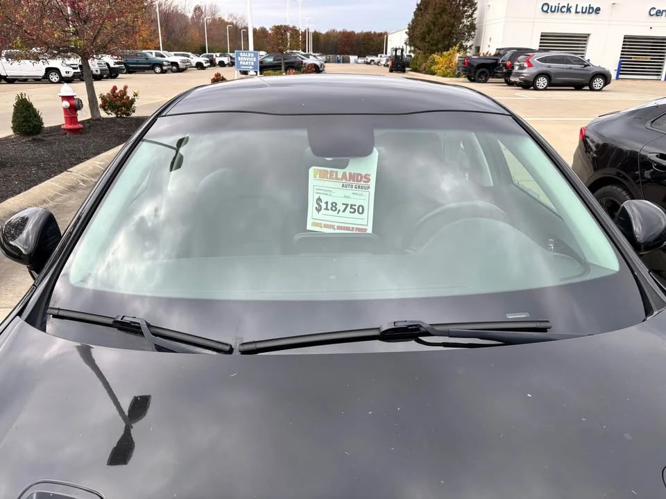 2019 Kia Stinger - Image 2 of 16