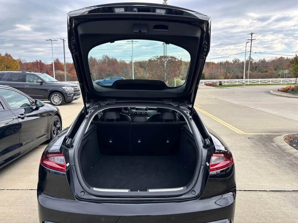 2019 Kia Stinger - Image 16 of 16